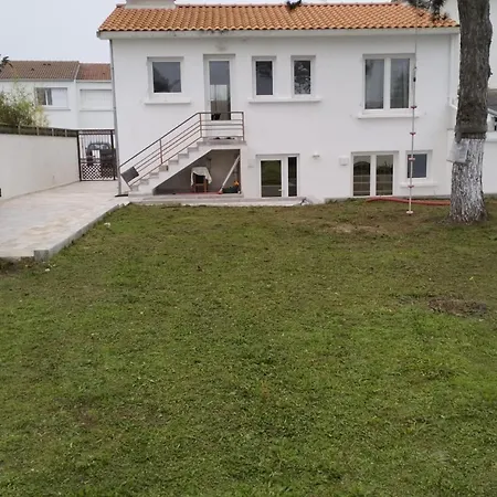 Maison De A Jean De Monts